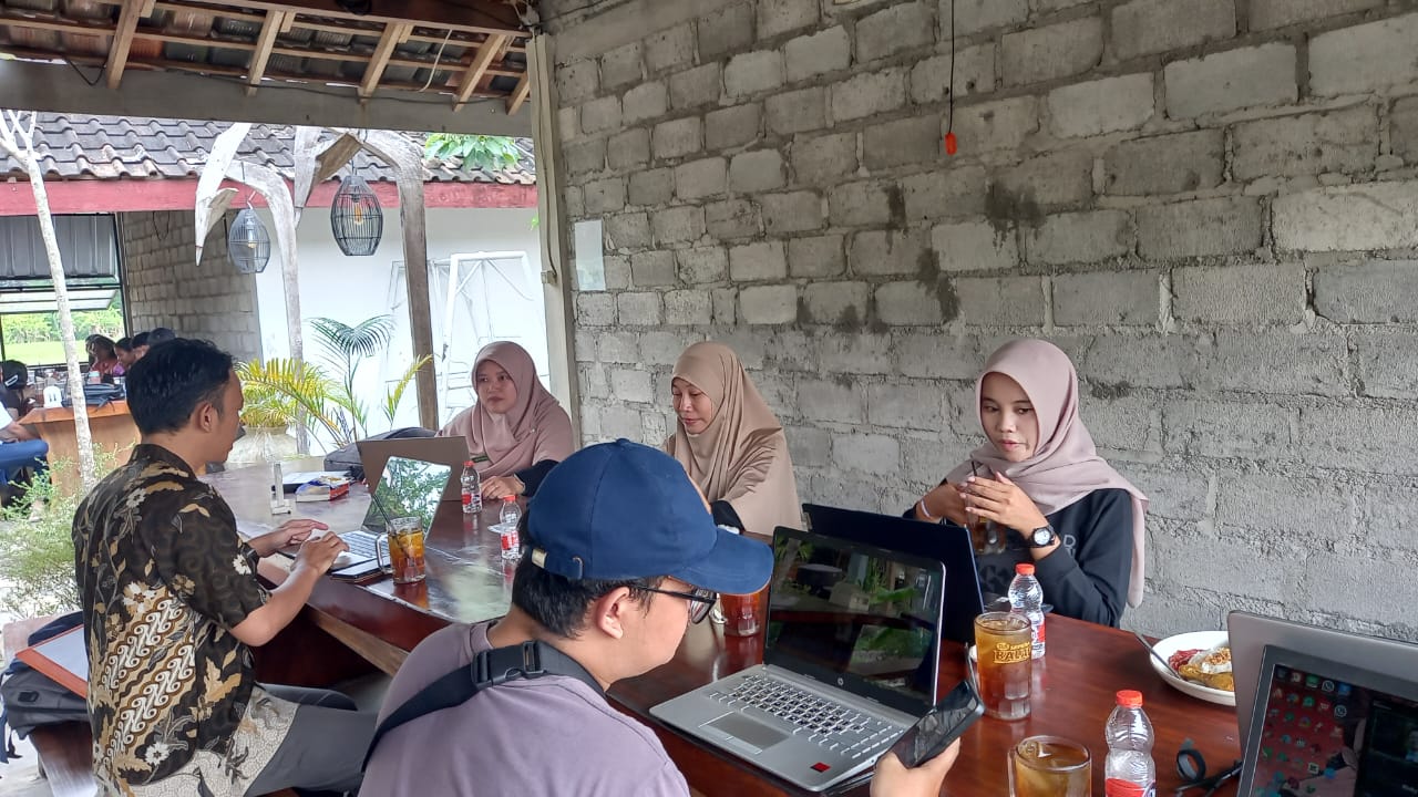 Pelatihan Jurnalistik: Menulis Liputan yang Informatif, Objektif, dan Menggugah